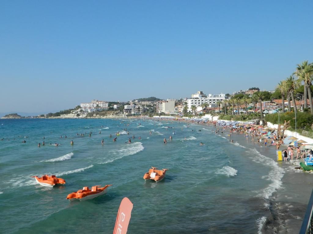 Kibar Apart Pansiyon Kusadası Exterior foto