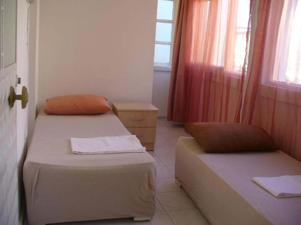 Kibar Apart Pansiyon Kusadası Quarto foto