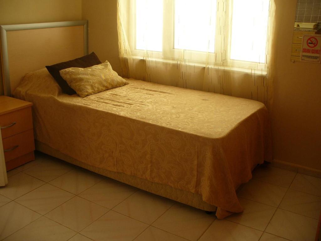 Kibar Apart Pansiyon Kusadası Quarto foto